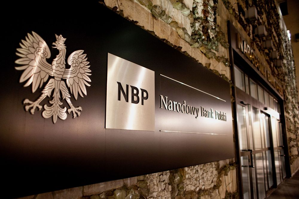 NHTW Ba Lan dự kiến mua 100 tấn vàng vào năm 2022 để tăng cường &#8216;an ninh tài chính&#8217; quốc gia