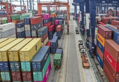Tăng trưởng xuất khẩu của Trung Quốc xuống mức thấp nhất trong hai năm