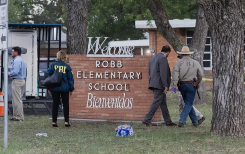 Mỹ: Xả súng kinh hoàng tại trường học khiến ít nhất 21 người thiệt mạng, chủ yếu là trẻ em