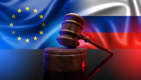 EU đạt được thỏa thuận ​​áp đặt giá trần đối với dầu Nga