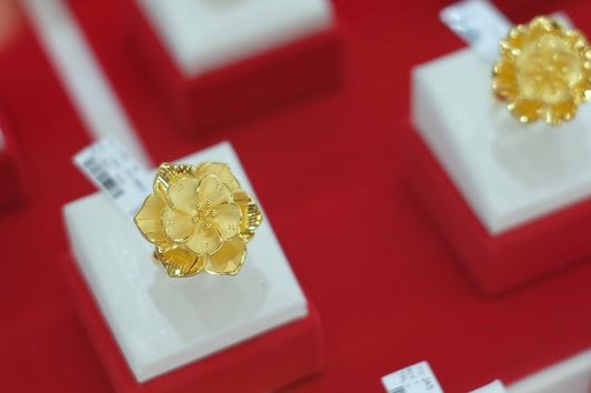 Vàng Nhẫn 9999: Vàng nhẫn lại cán mốc 66 triệu đồng
