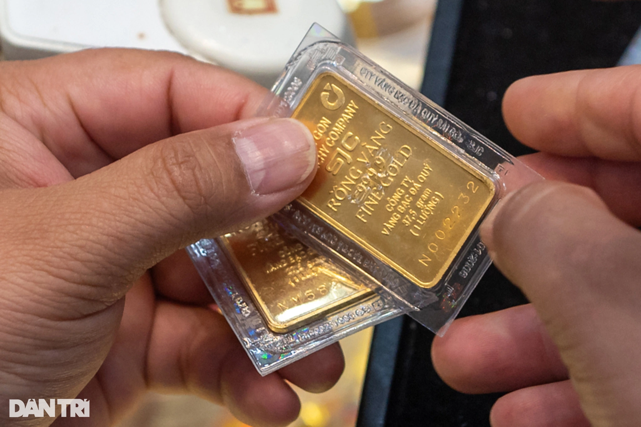 Vàng miếng tiếp tục lập đỉnh kỷ lục mới 85,5 triệu đồng/lượng
